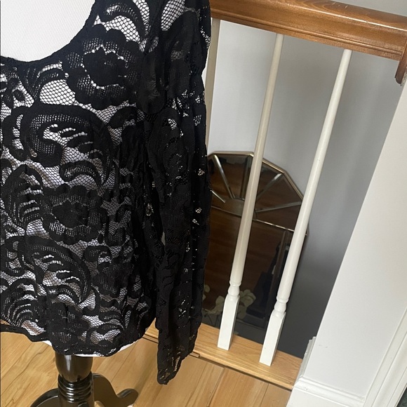 Express Black Floral Lace Blouse - Picture 3 of 5